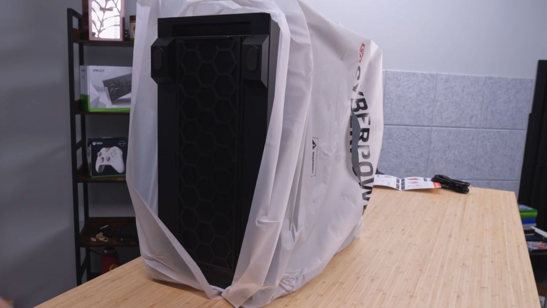 Unpacking the $1,000 Costco Gaming PC